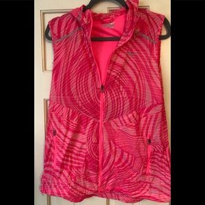 Saucony running athletic vest like new! Sz L